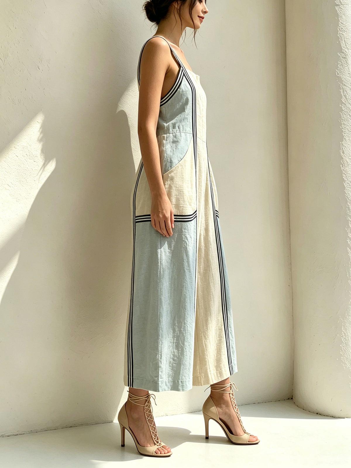 Colorblock Wide-Leg Jumpsuit with Contrasting Straps – Stylish Minimalist Summer Romper