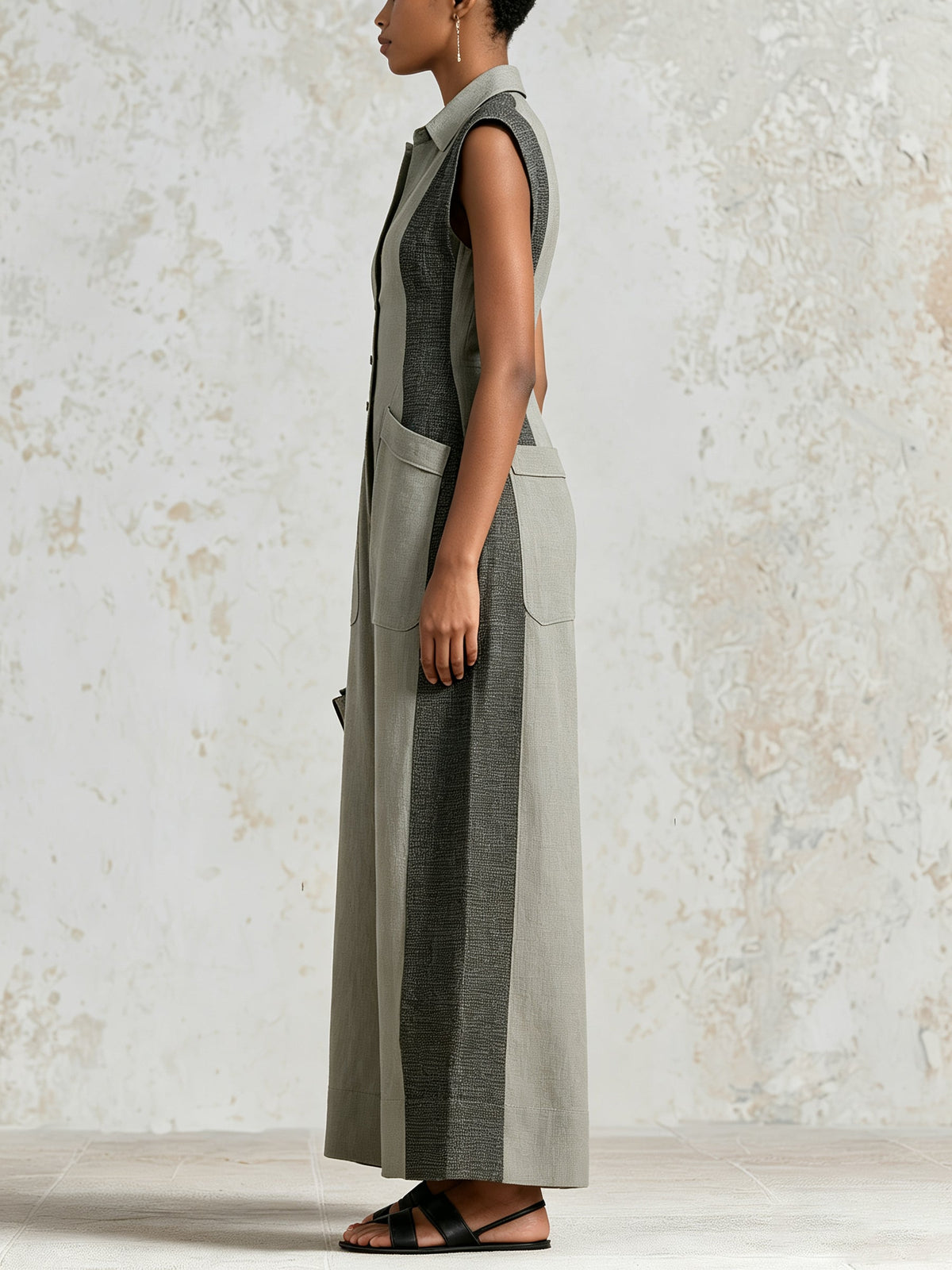 Elegant Women's Color-Block Sleeveless Jumpsuit – Slim-Fit Wide-Leg Design with Functional Pockets