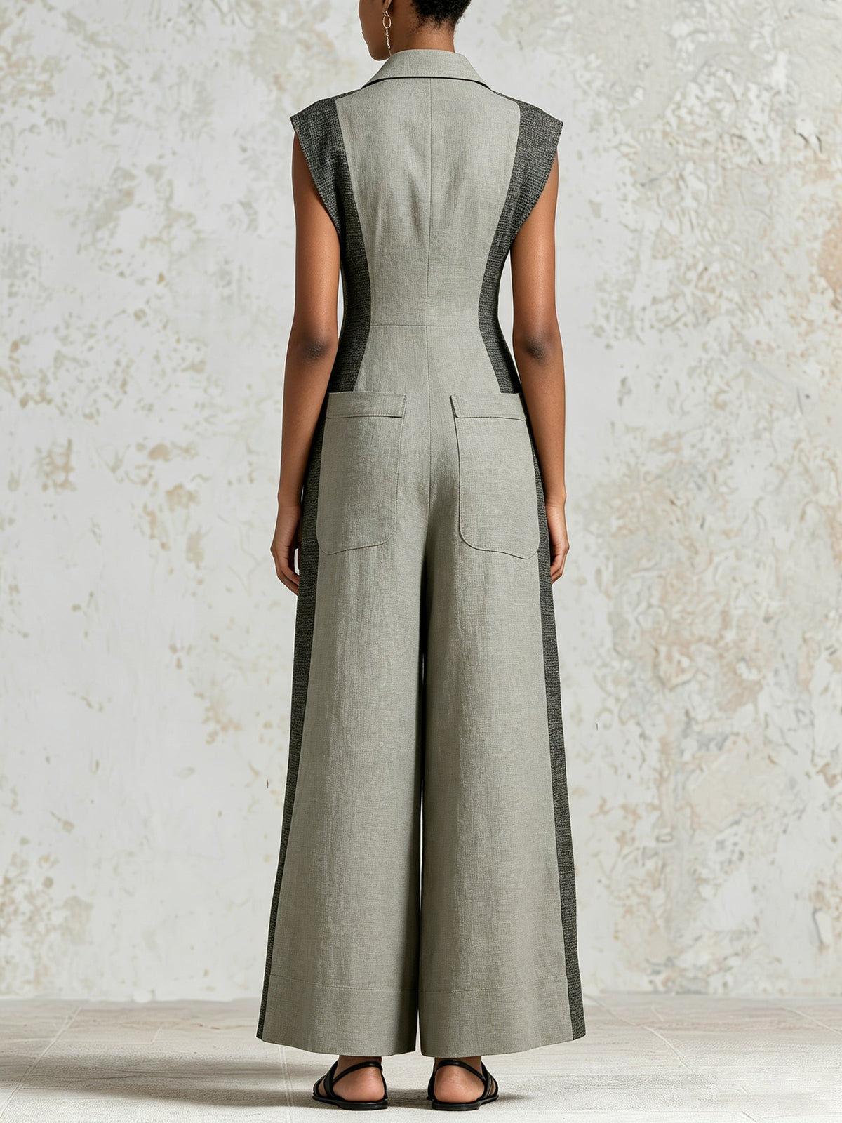 Elegant Women's Color-Block Sleeveless Jumpsuit – Slim-Fit Wide-Leg Design with Functional Pockets