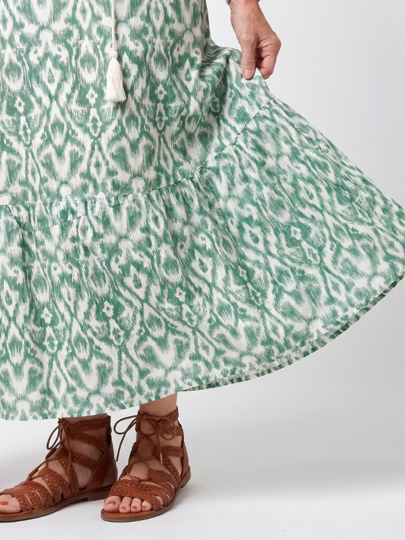 Ilara | V Neck Midi Dress