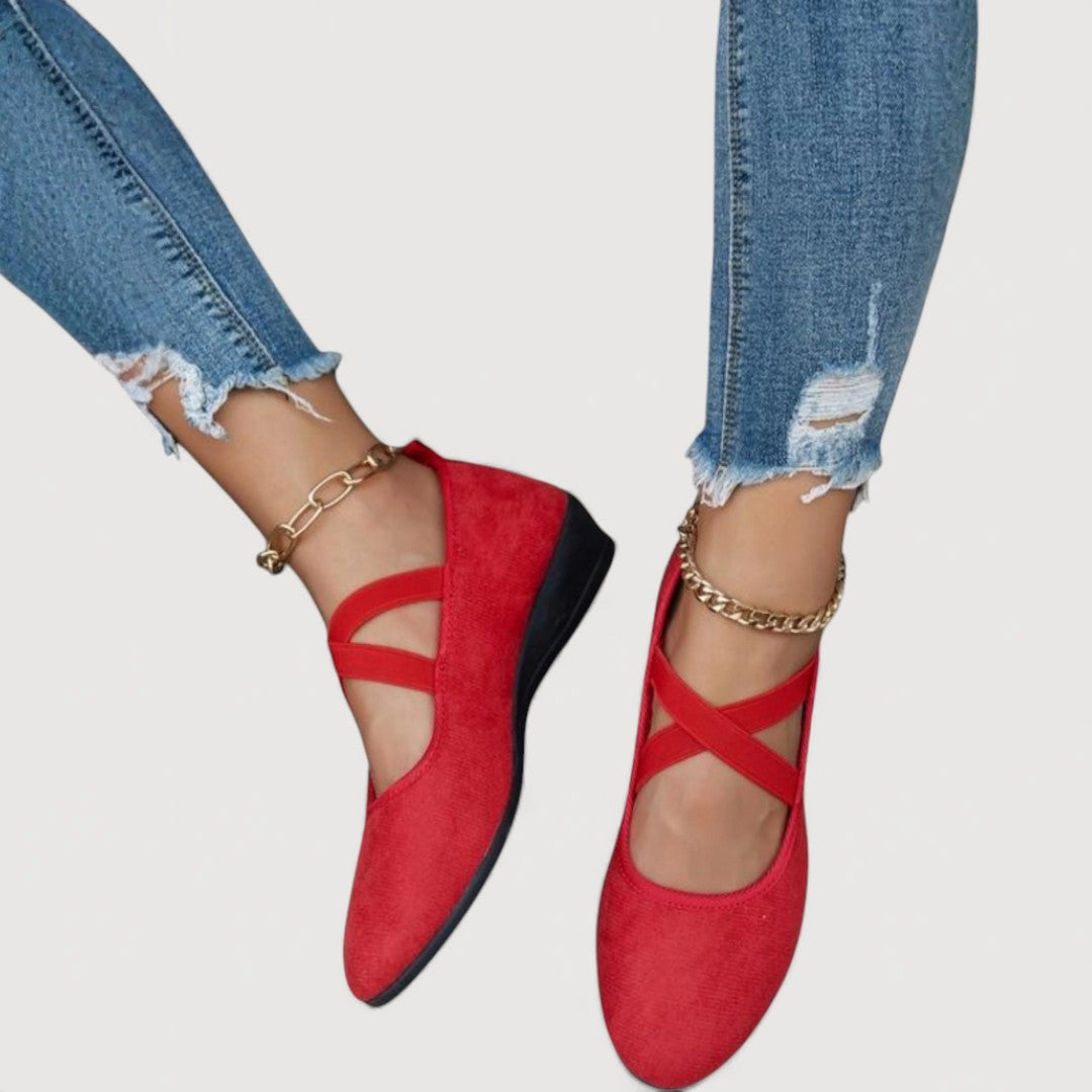 Jacquelin | Flat Strap Sandals