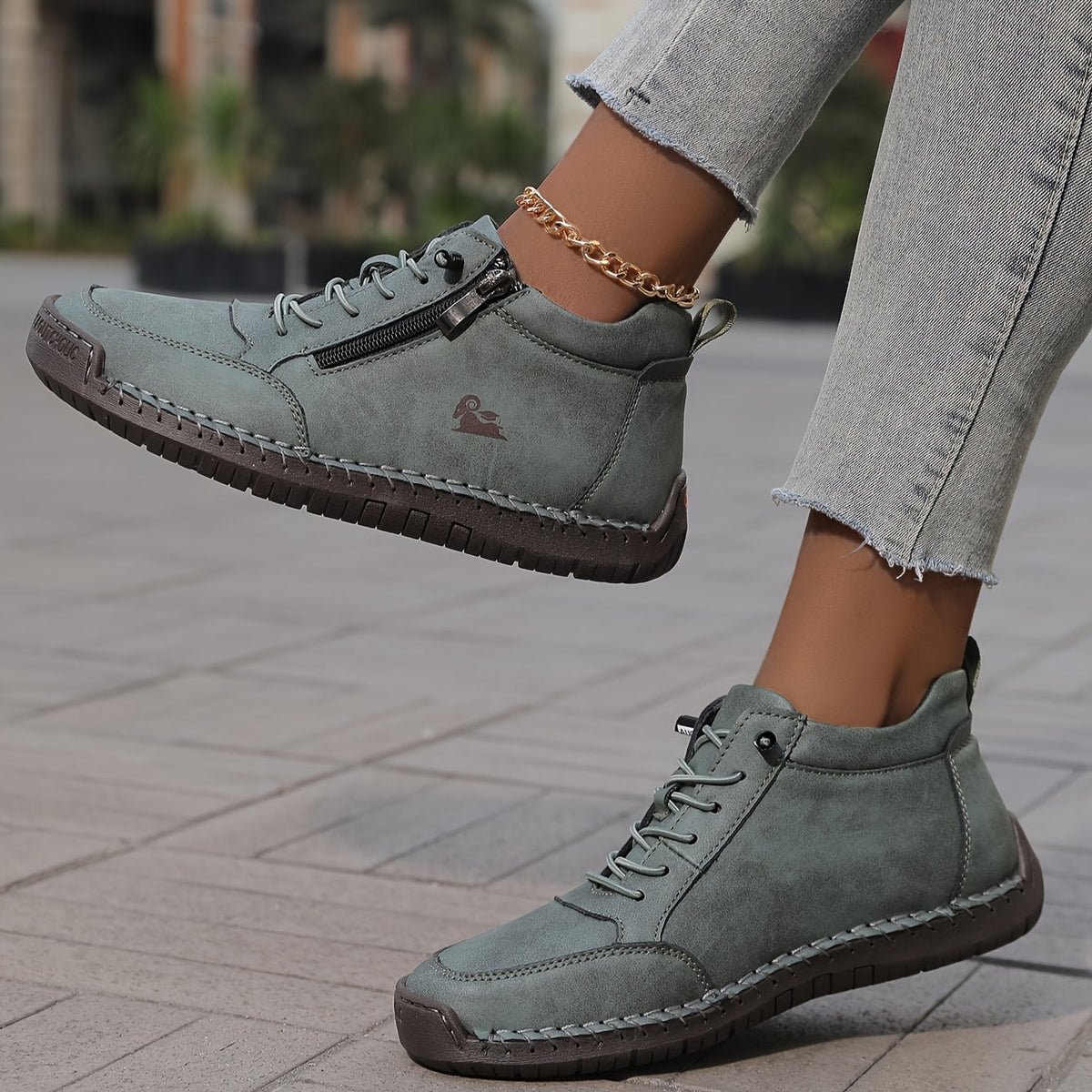 Helena | Orthopedic Zip-Up Footwear
