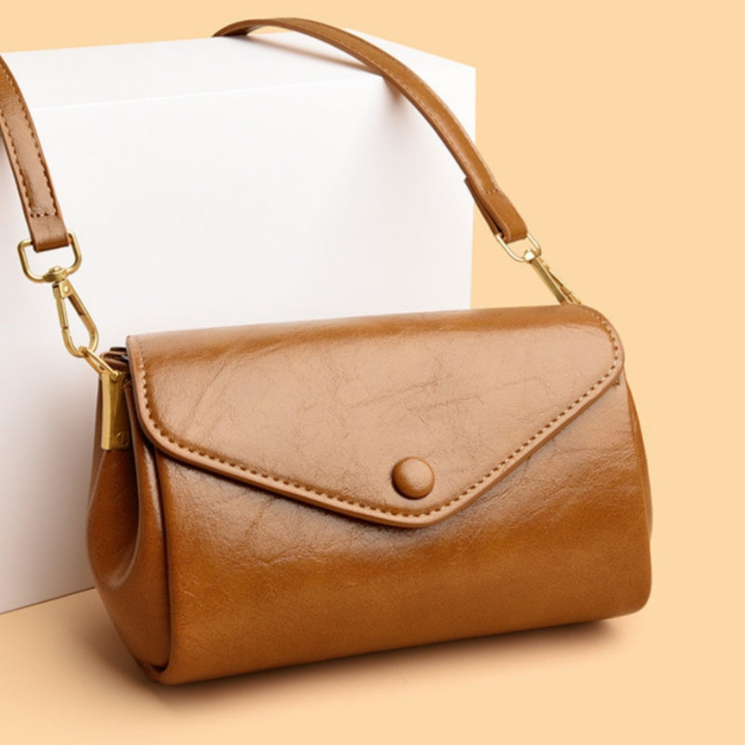 Phoebe | Classic Crossbody Bag