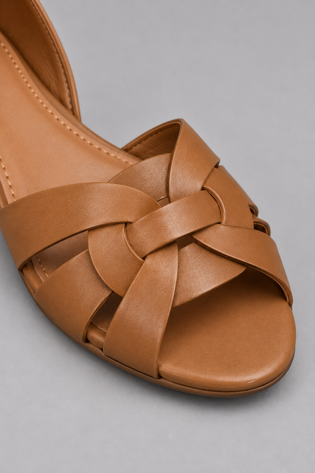 Zarrie | Handcrafted Nature-Inspired Sandals
