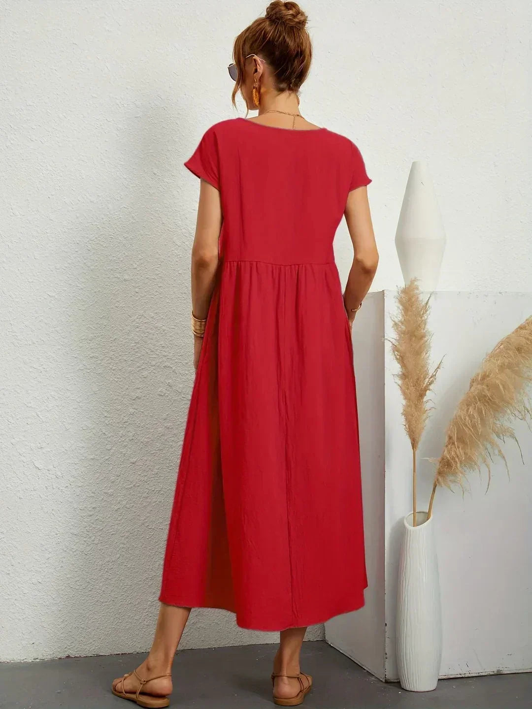 Gabriella | Flowy Midi Dress
