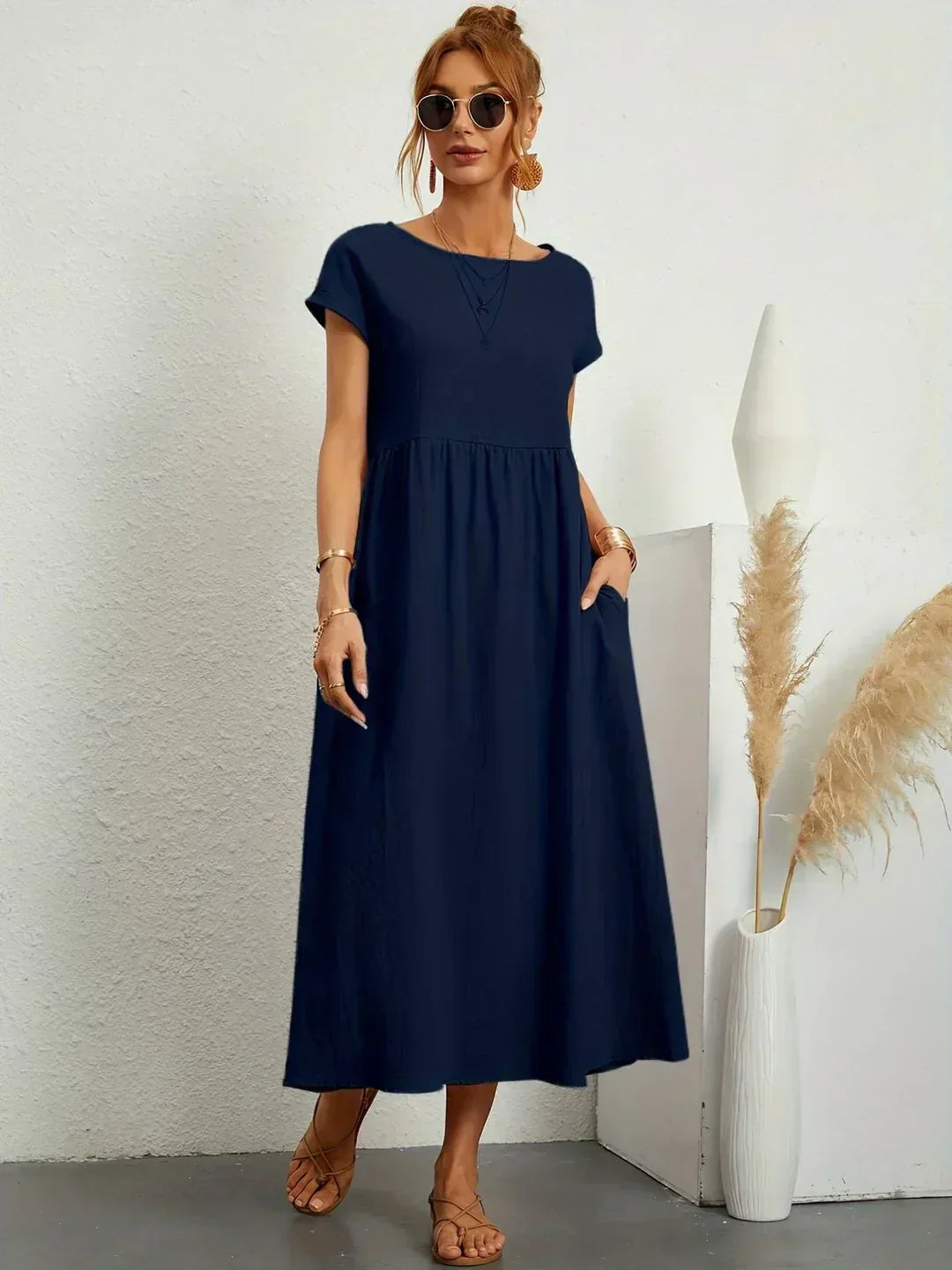 Gabriella | Flowy Midi Dress