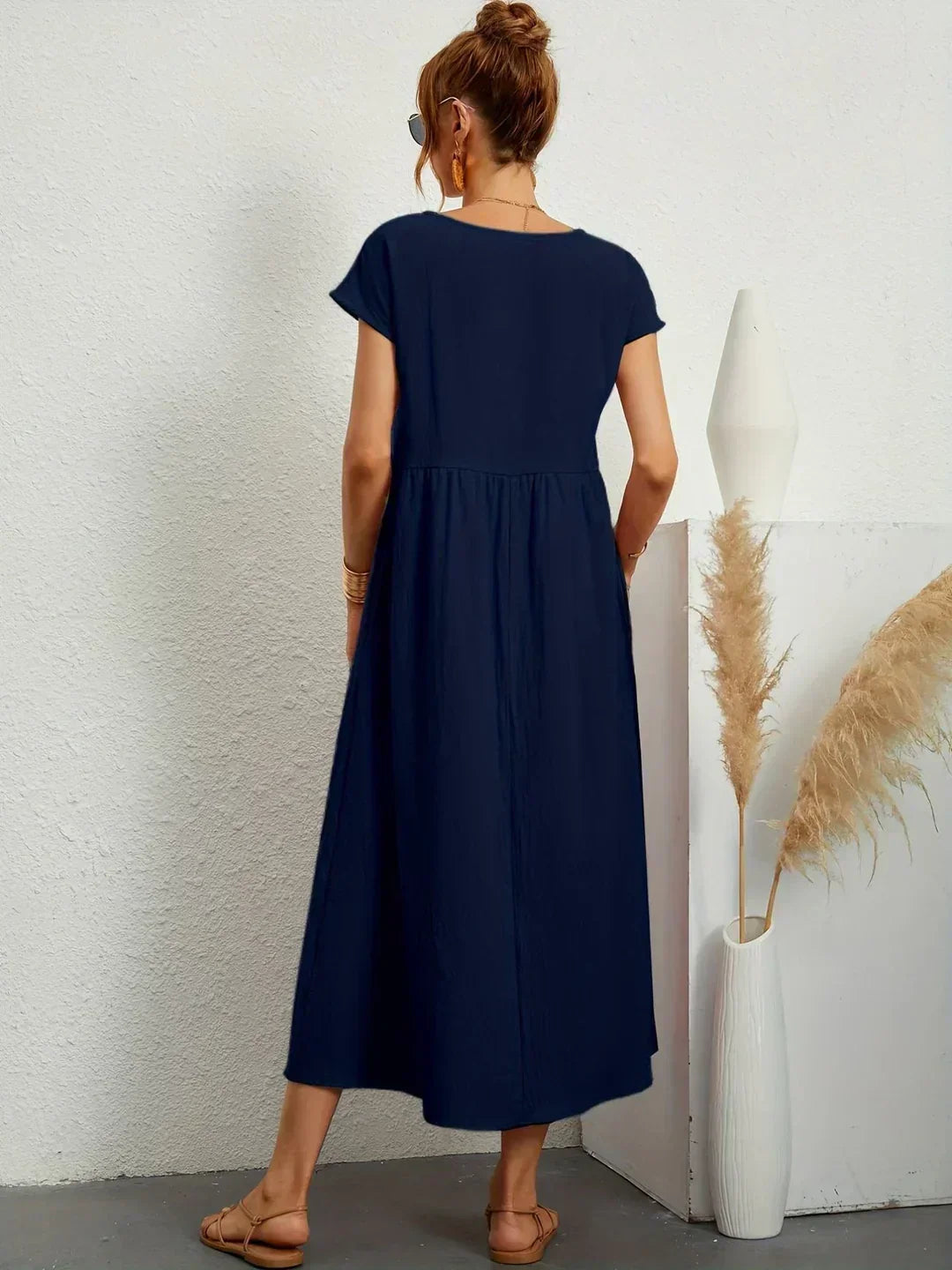 Gabriella | Flowy Midi Dress