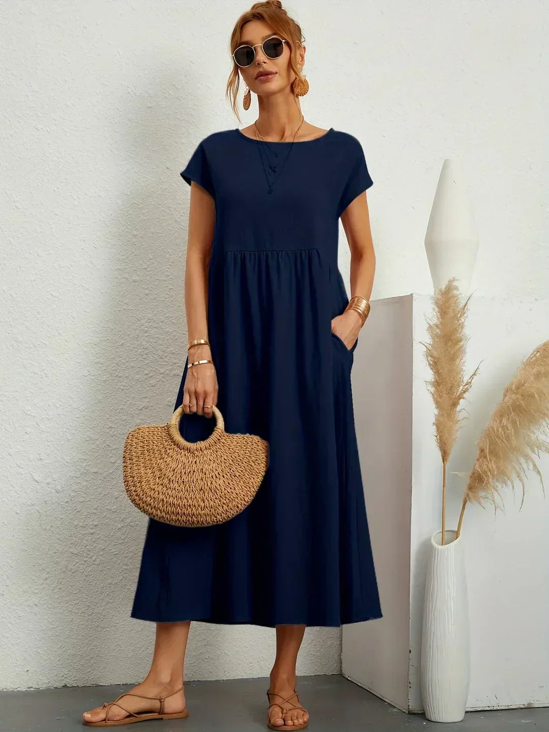 Gabriella | Flowy Midi Dress
