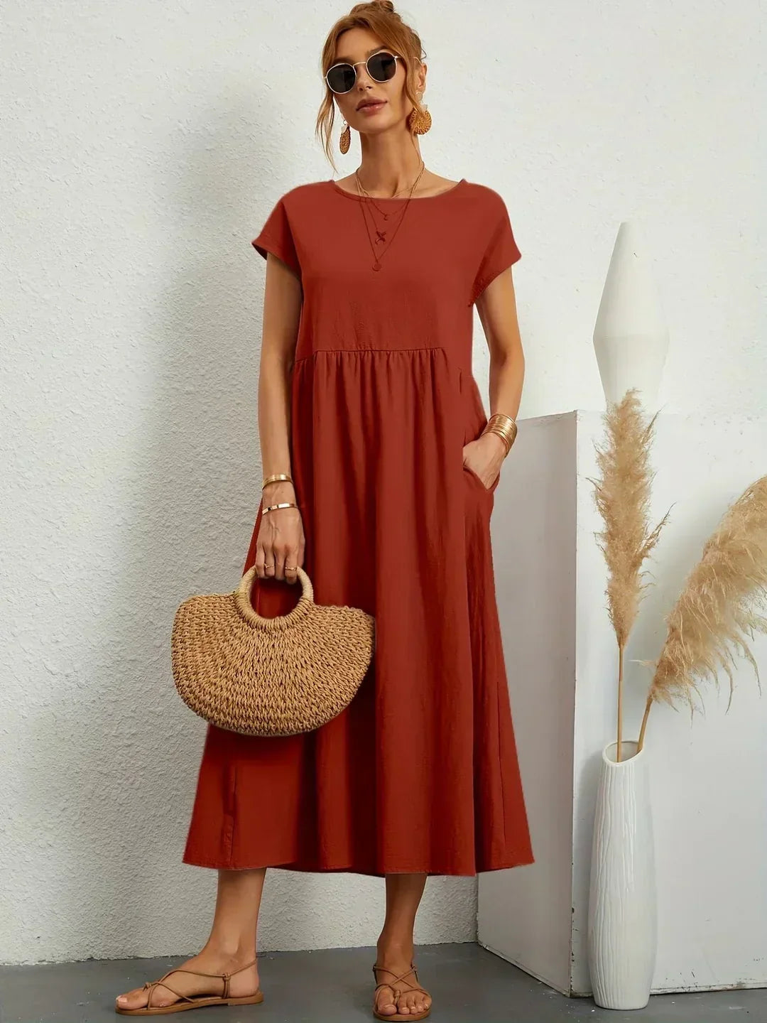 Gabriella | Flowy Midi Dress