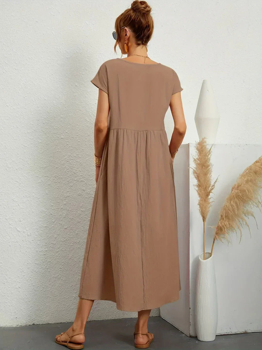 Gabriella | Flowy Midi Dress