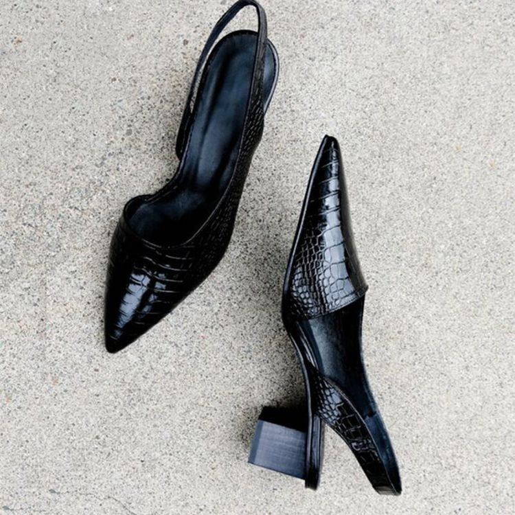 Alija | Classic Wide Heels