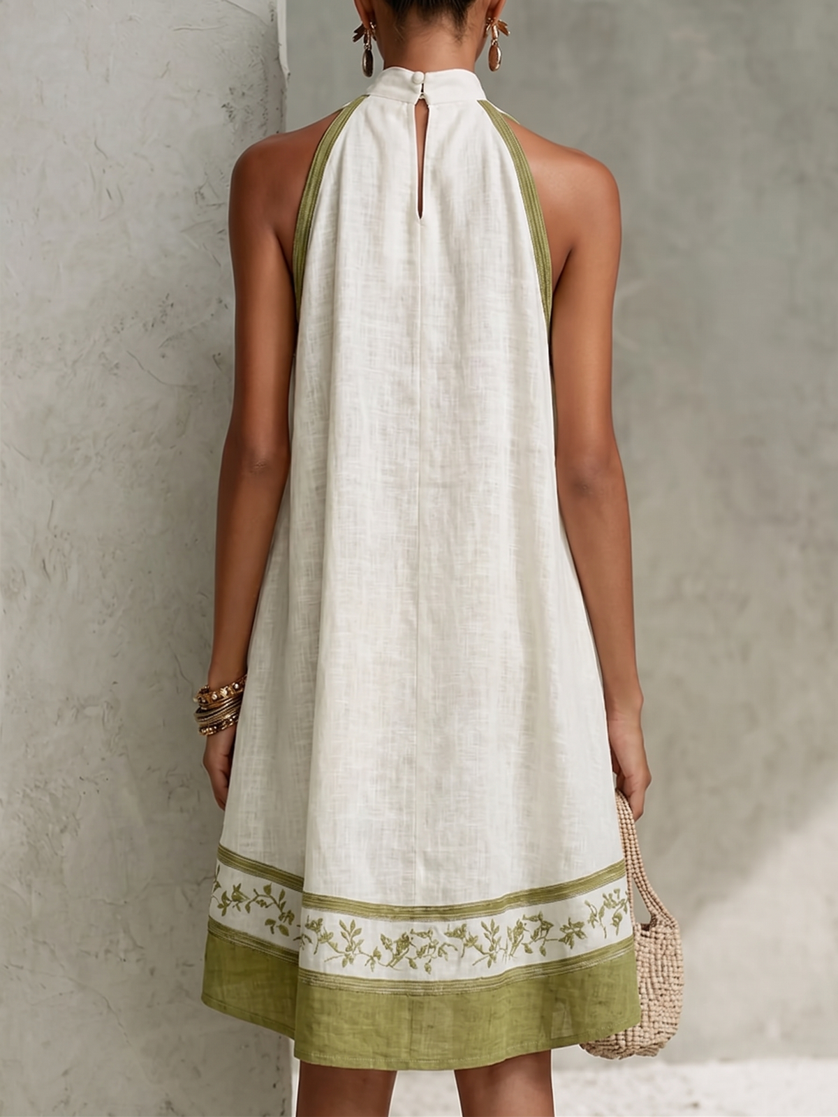 Agathe | Floral Mini A-Line Sleeveless Dress in White and Olive Green